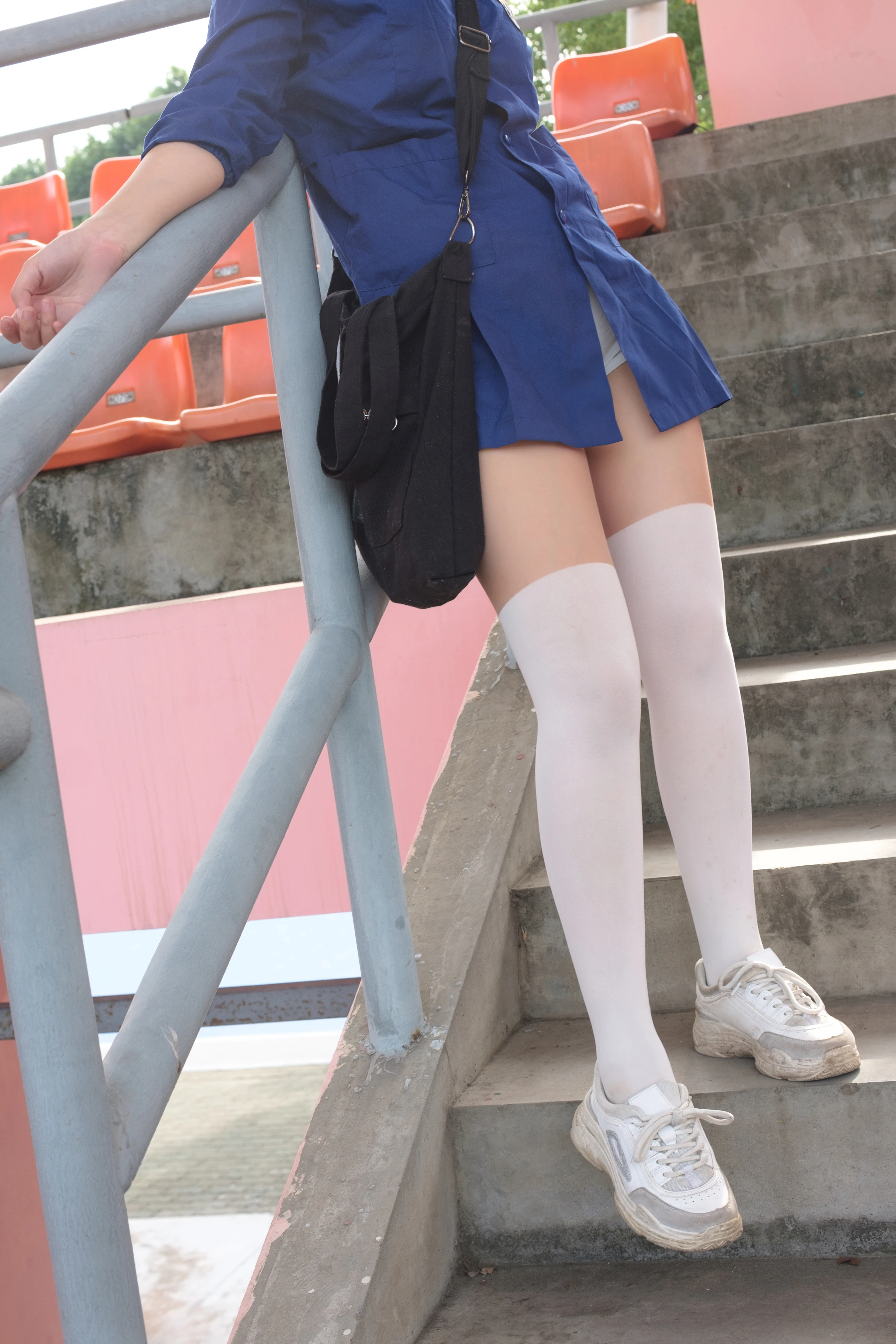 森萝财团 [BETA-018] JK白丝外拍 [57P]插图5